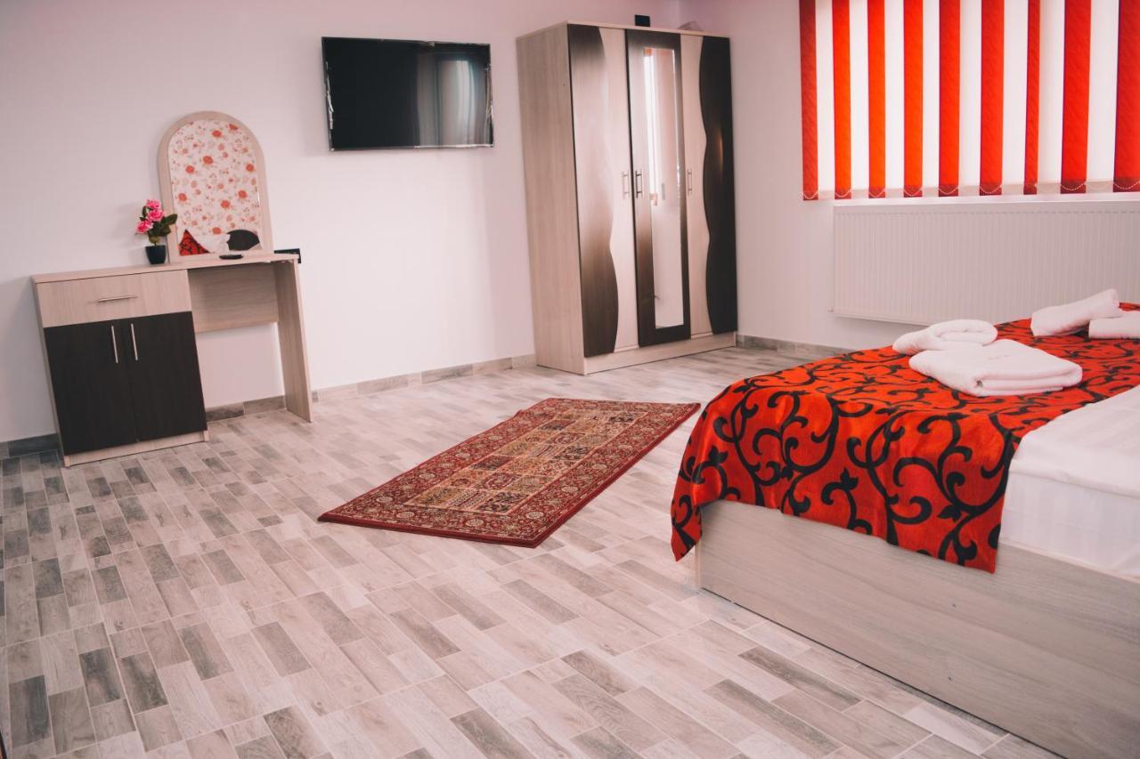 Casa Erk Bed & Breakfast Călimăneşti Eksteriør bilde