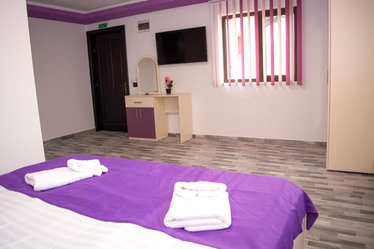 Casa Erk Bed & Breakfast Călimăneşti Eksteriør bilde