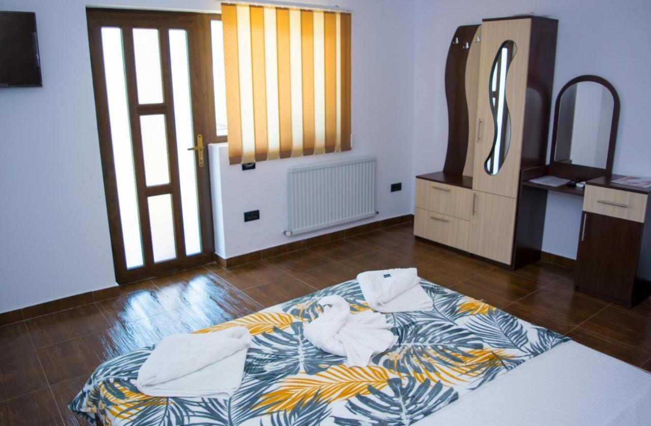 Casa Erk Bed & Breakfast Călimăneşti Eksteriør bilde