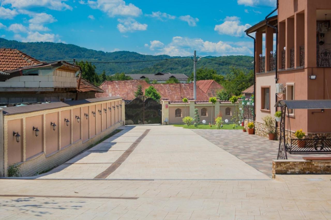Casa Erk Bed & Breakfast Călimăneşti Eksteriør bilde