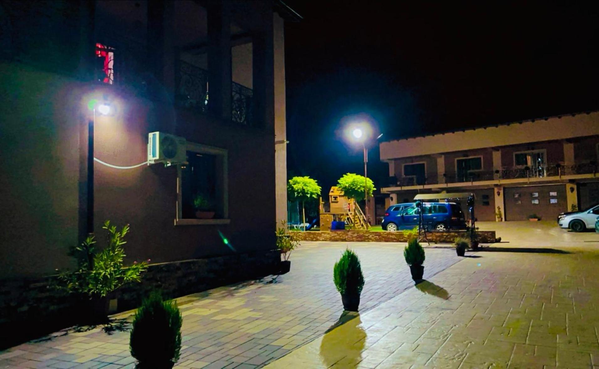 Casa Erk Bed & Breakfast Călimăneşti Eksteriør bilde